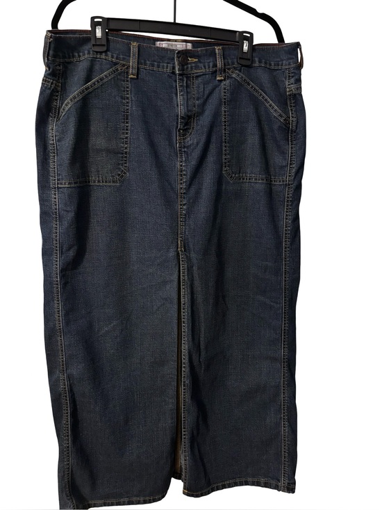 Levi's Dresses & Skirts - Levi Strauss Denim Maxi Skirt Women’s Dark Wash Split Hem Y2k